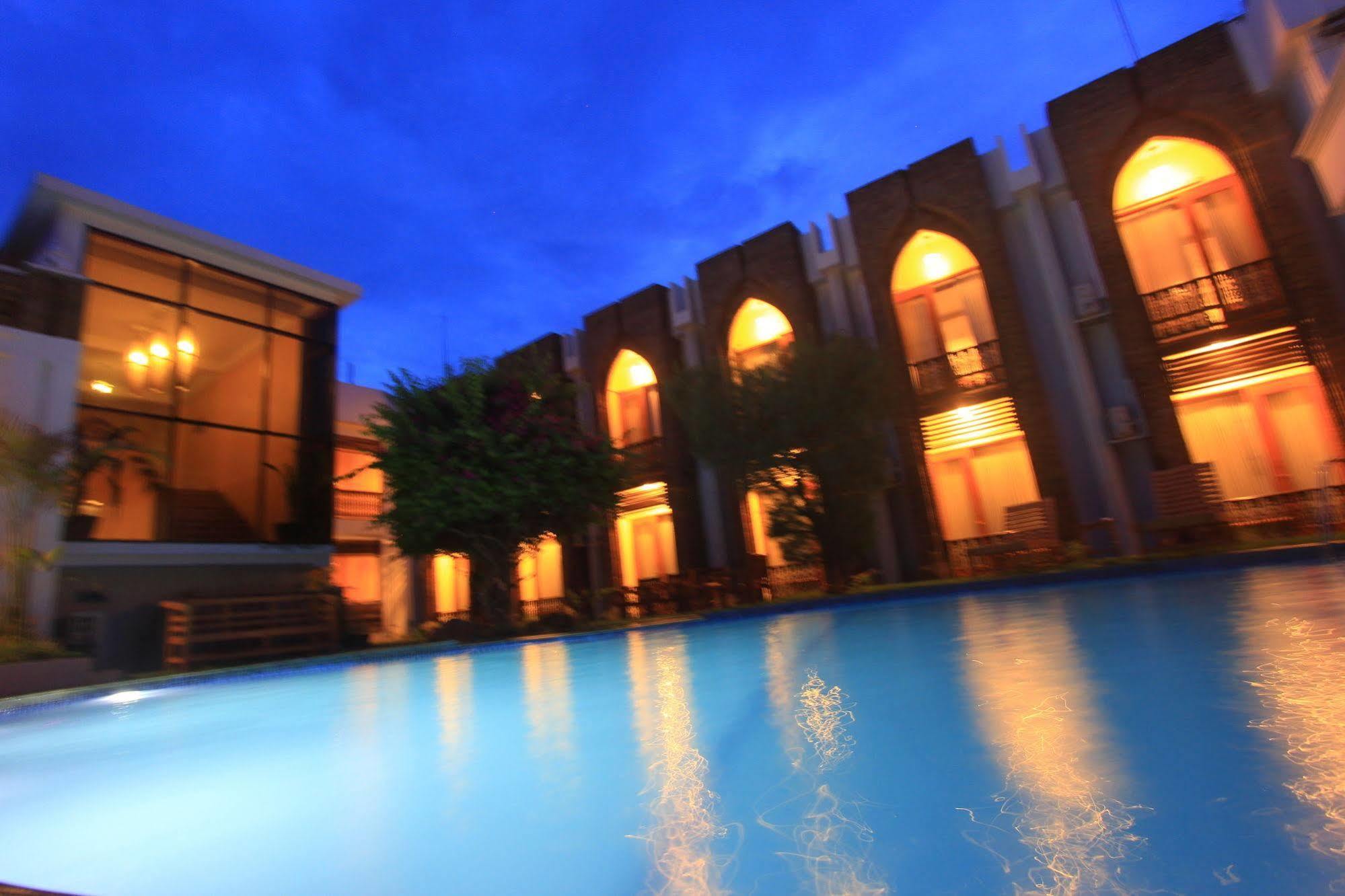 Raza Gyo Hotel Bagan Ngoại thất bức ảnh