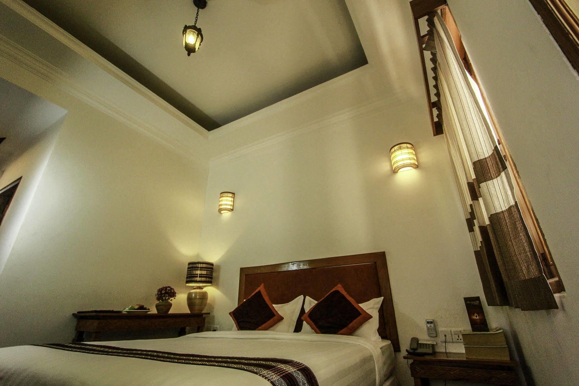 Raza Gyo Hotel Bagan Ngoại thất bức ảnh