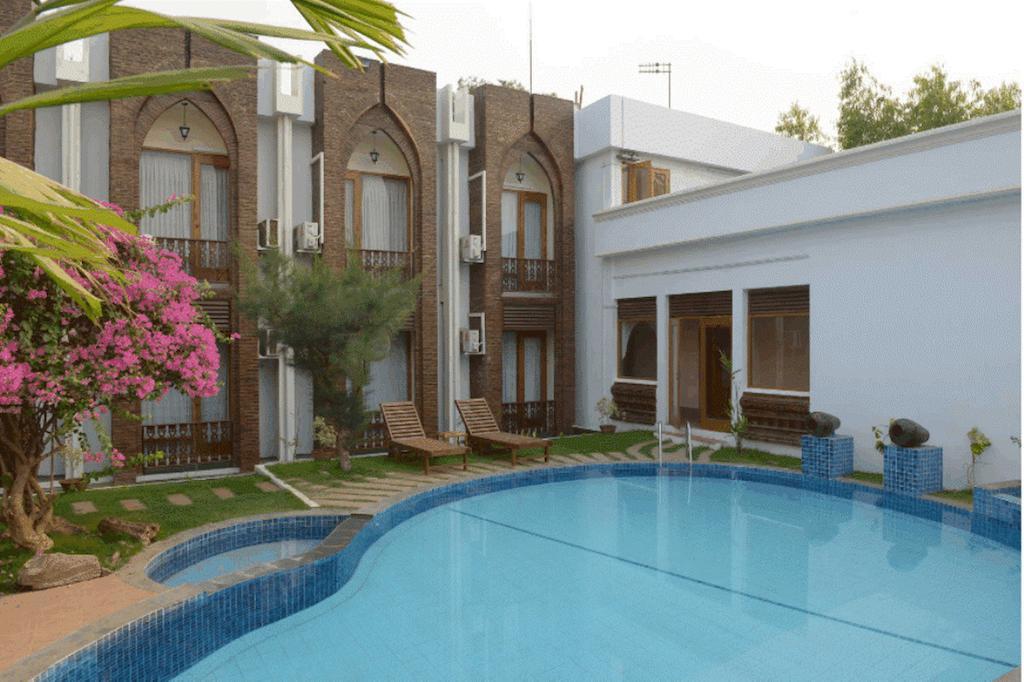 Raza Gyo Hotel Bagan Ngoại thất bức ảnh